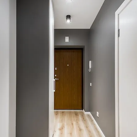 Uptown Apartament